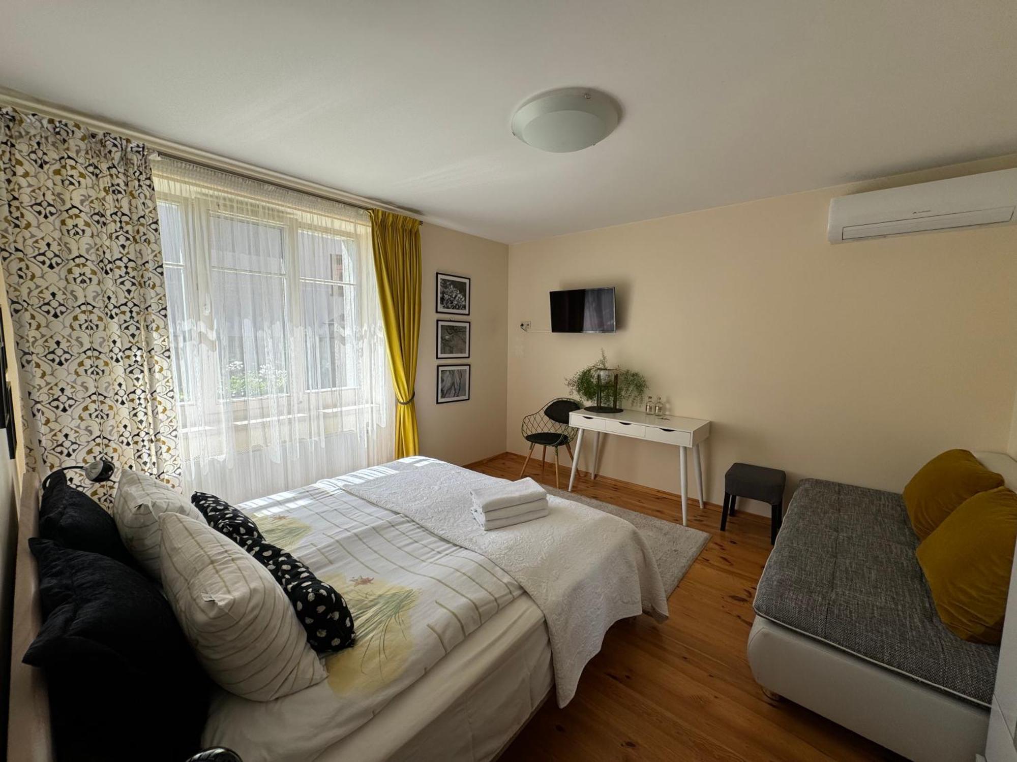 Guest House "8 Smilgos" Klaipeda Luaran gambar
